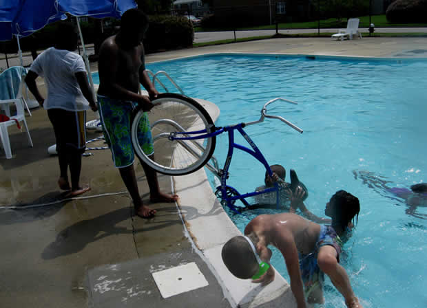 Водные забавы vlasov hempton pool