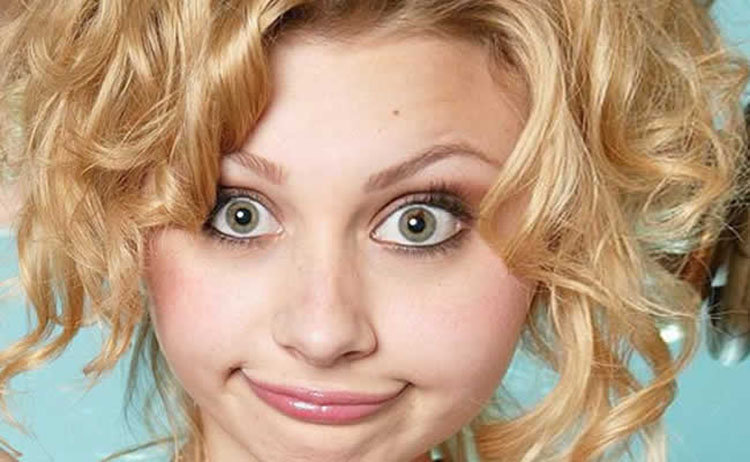 Блондинка участвует в викторине... попробуйте сами blondi questions